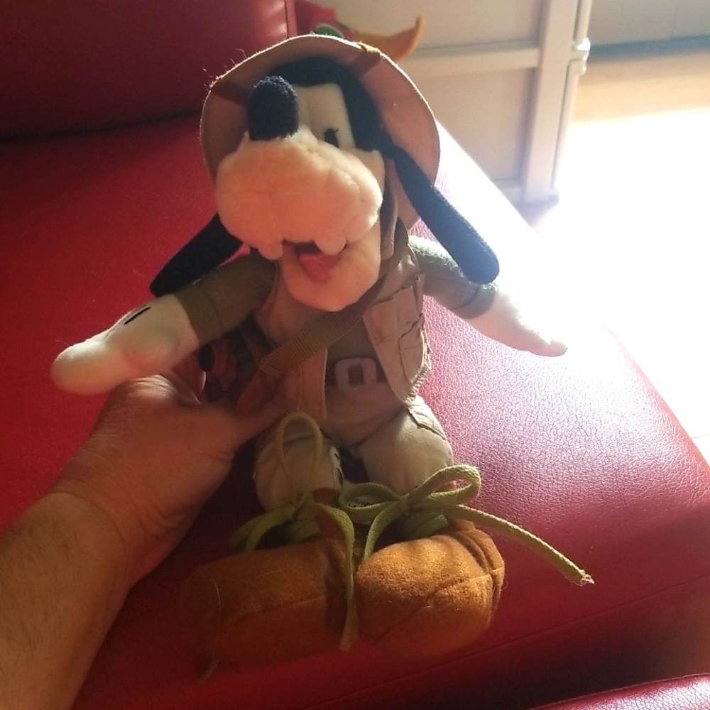 3/$20   Jungle Cruise Goofy Plush  12"